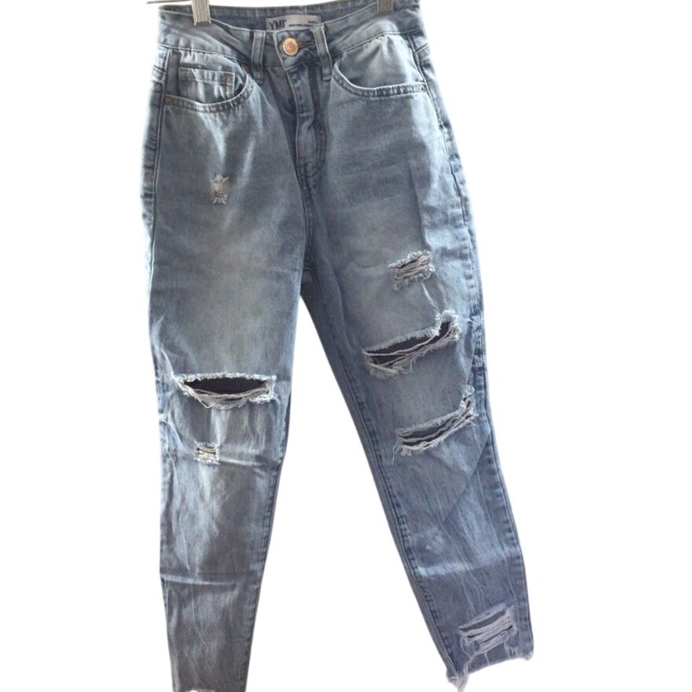 SALE YMI Jeans Women's Light Wash Distressed High Rise Ankle Dream Fit Size‎ 3